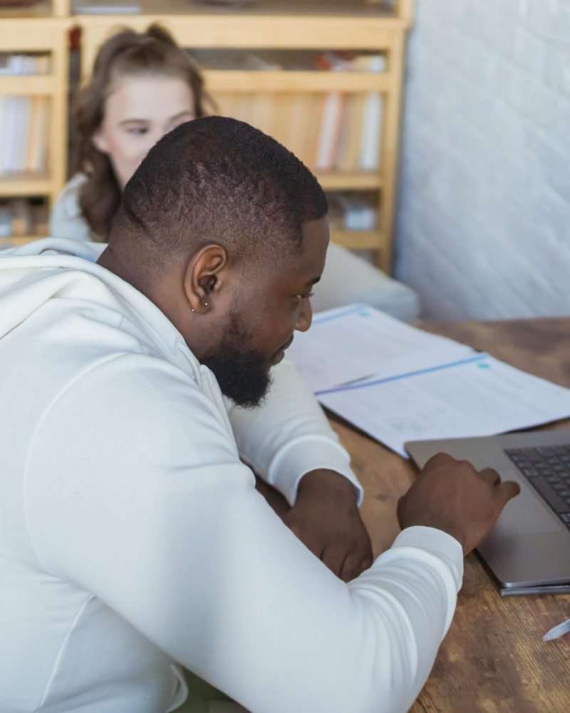 pexels-keira-burton-6623842